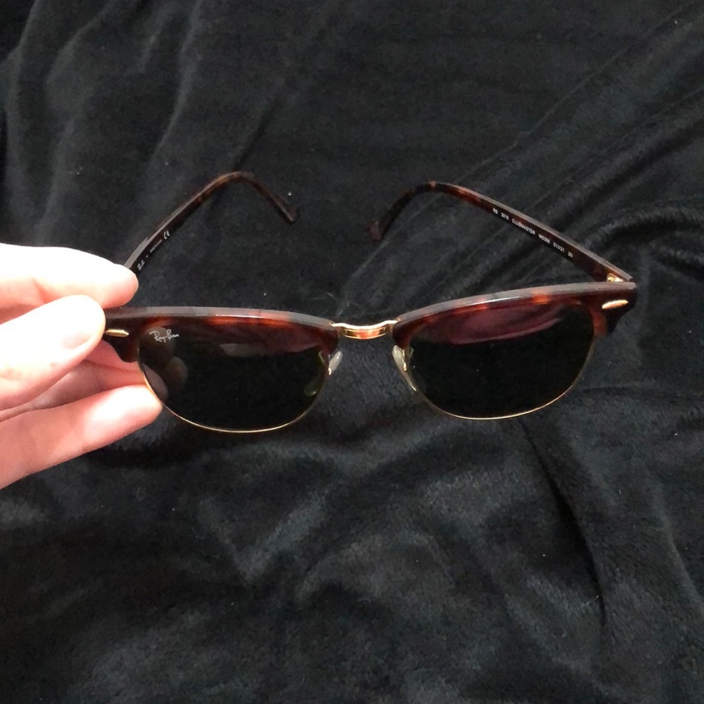 Ray-Bans - Picture 2 of 3
